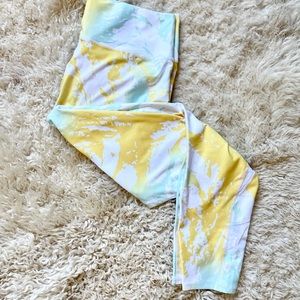 Super cute Fabletics Mesh Legging!